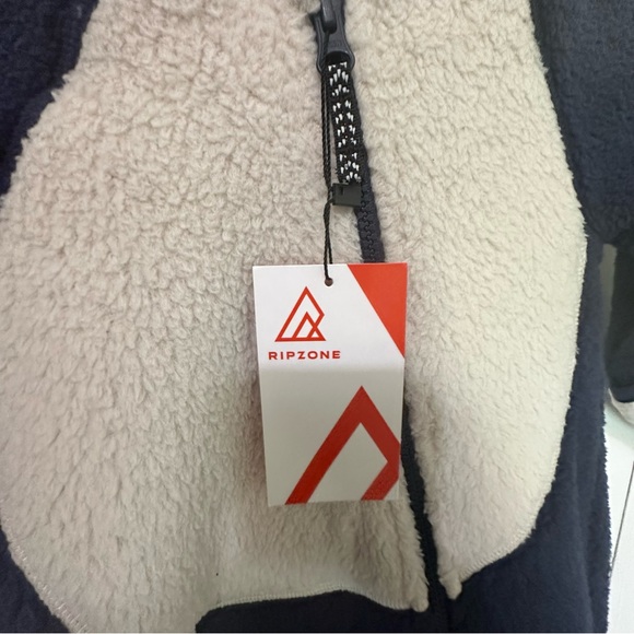 Ripzone baby bunting suit - Picture 4 of 4